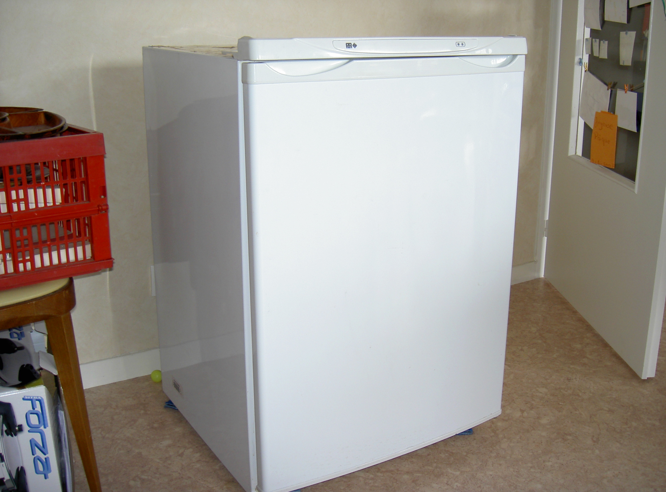 Annonce Electromenager annecy vds refrigerateur.