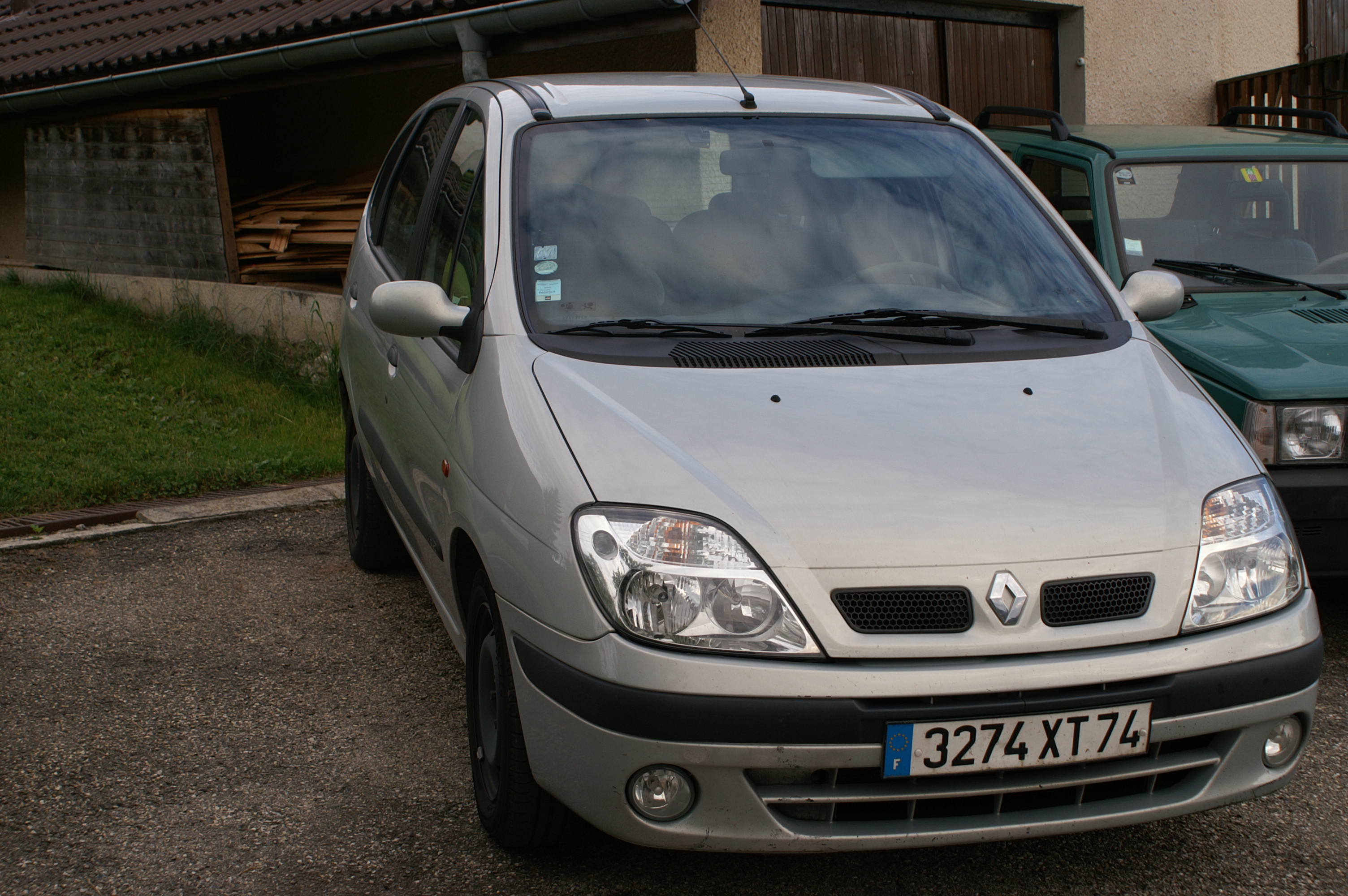 Annonce Auto annecy thorens gliere renault scenic a vendre.